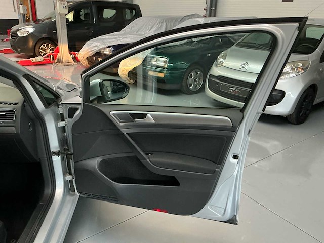 2015 volkswagen golf vii 1.6 cr tdi trendline dsg - afbeelding 17 van  58