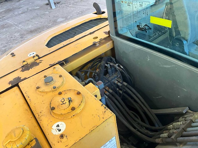 2015 volvo ec80d rupsgraafmachine - afbeelding 8 van  24