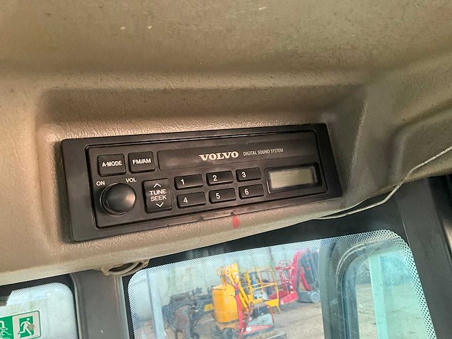 2015 volvo ec80d rupsgraafmachine - afbeelding 17 van  24