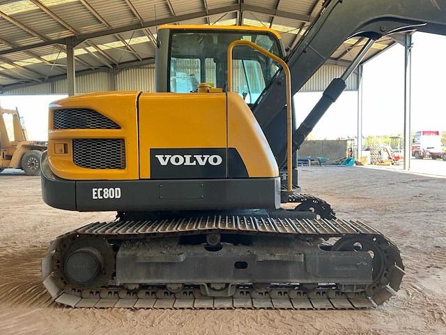 2015 volvo ec80d rupsgraafmachine - afbeelding 22 van  24