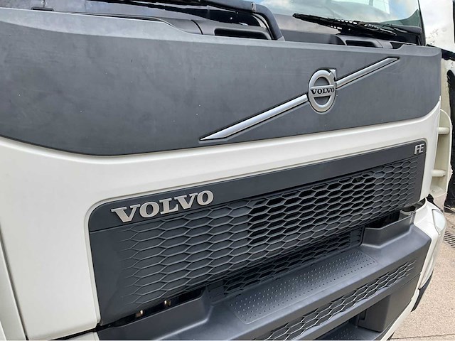 2015 volvo fe250 haaksysteem - euro 6 - airco - afbeelding 13 van  50