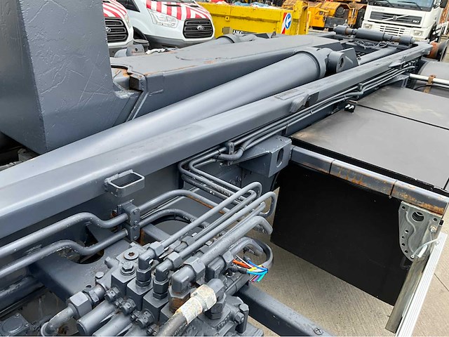 2015 volvo fe250 haaksysteem - euro 6 - airco - afbeelding 3 van  48