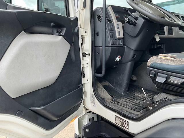 2015 volvo fe250 haaksysteem - euro 6 - airco - afbeelding 9 van  48