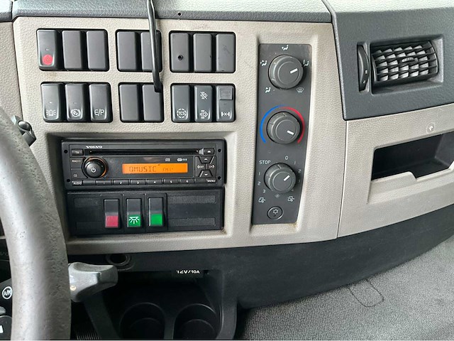 2015 volvo fe250 haaksysteem - euro 6 - airco - afbeelding 27 van  50