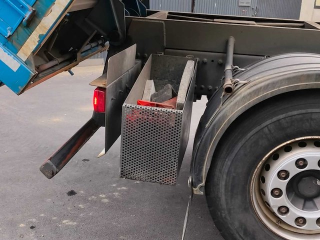 2015 volvo tridem fh 8x4 vrachtwagen - afbeelding 3 van  22