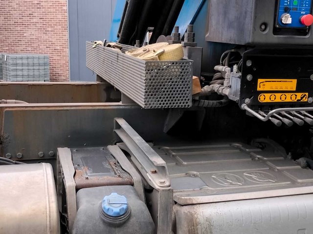 2015 volvo tridem fh 8x4 vrachtwagen - afbeelding 5 van  22