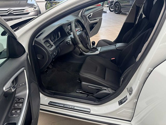 2015 volvo v60 d4 - afbeelding 15 van  29
