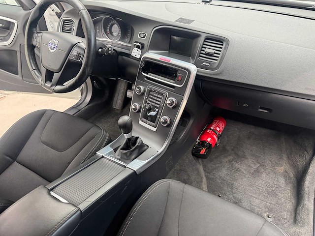 2015 volvo v60 d4 - afbeelding 16 van  29