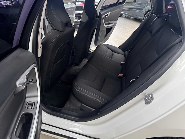 2015 volvo v60 d4 - afbeelding 19 van  29