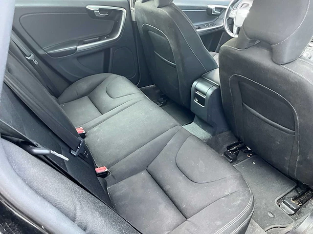 2015 volvo v60 personenauto - afbeelding 26 van  29