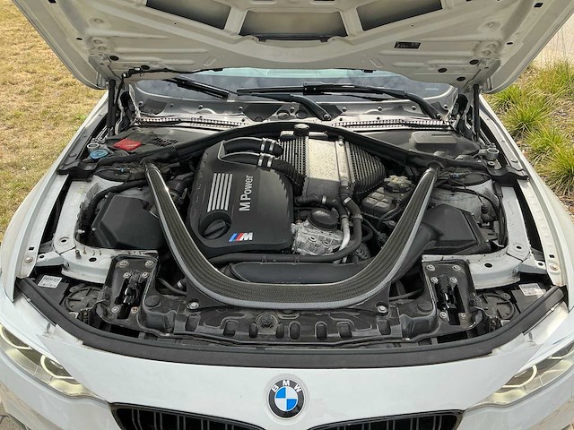 2016 - bmw m4 competition coupe - afbeelding 26 van  40