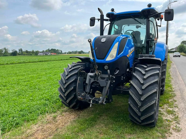 2016 - new holland - t7.190 - 4-wheel drive tractor - afbeelding 15 van  19