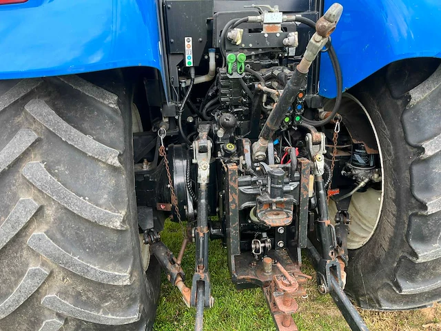 2016 - new holland - t7.190 - 4-wheel drive tractor - afbeelding 19 van  19