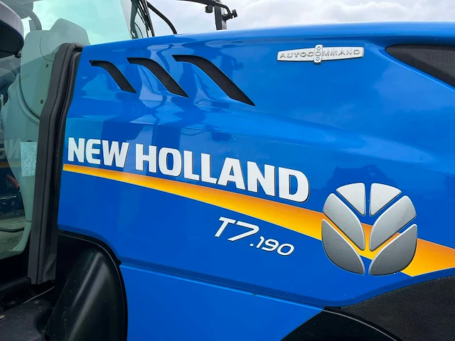 2016 - new holland - t7.190 - 4-wheel drive tractor - afbeelding 5 van  19