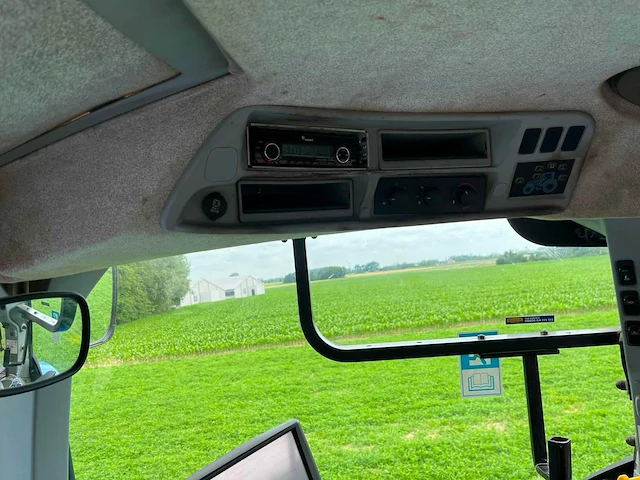 2016 - new holland - t7.190 - 4-wheel drive tractor - afbeelding 8 van  19