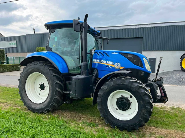 2016 - new holland - t7.190 - 4-wheel drive tractor - afbeelding 16 van  19