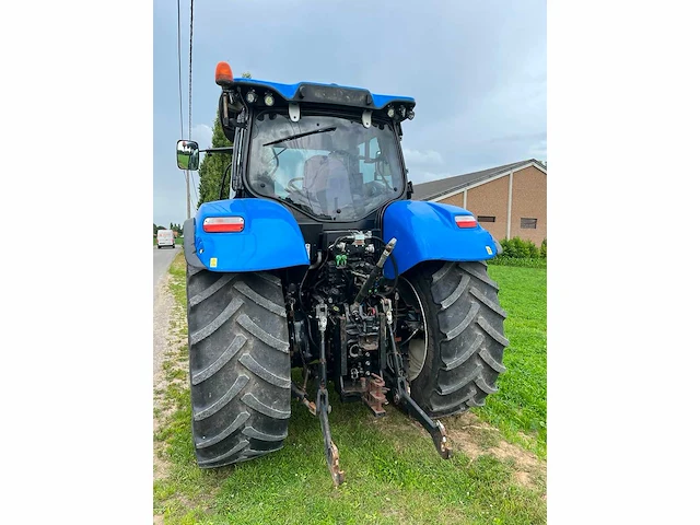 2016 - new holland - t7.190 - 4-wheel drive tractor - afbeelding 18 van  19