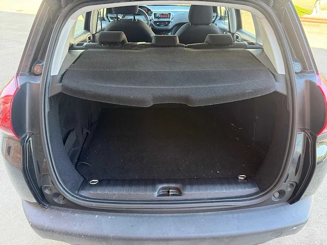 2016 - peugeot - 2008 - car - afbeelding 9 van  29