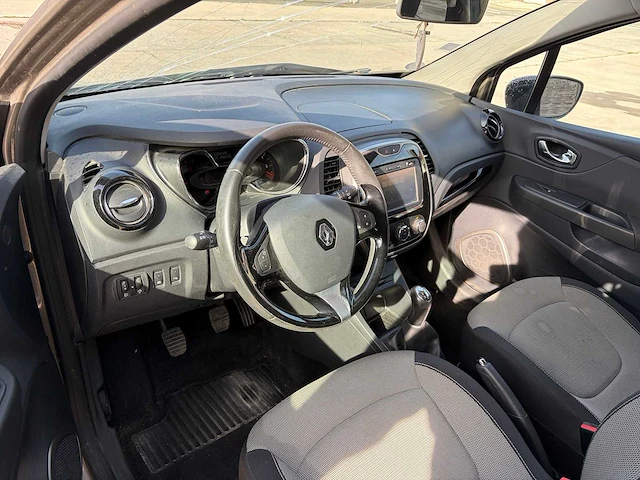 2016 - renault - captur - 0.9i - 12v turbo tce 90 - car - afbeelding 18 van  24