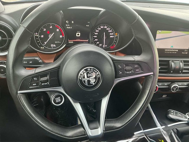 2016 alfa romeo giulia berline personenauto - afbeelding 8 van  39