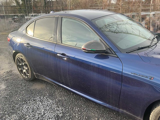 2016 alfa romeo giulia berline personenauto - afbeelding 39 van  39