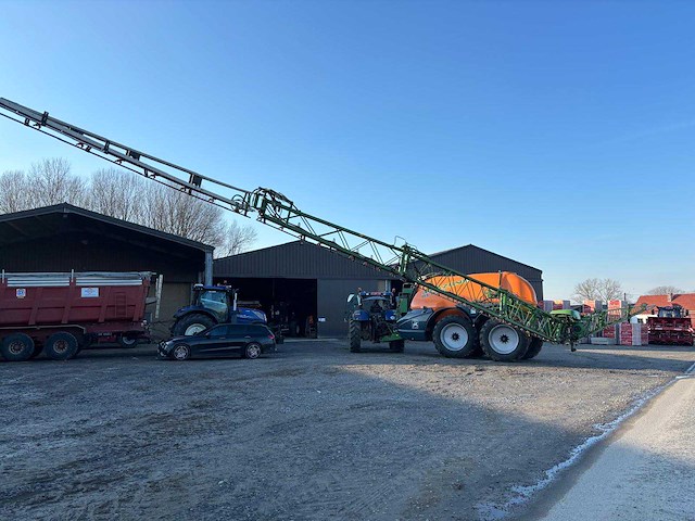 2016 amazon ux 11200 spuitmachine - afbeelding 4 van  37