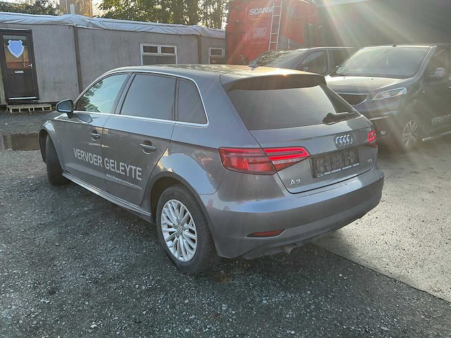 2016 audi a3 sportback personenauto - afbeelding 13 van  18