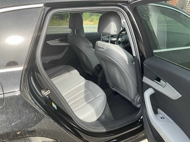 2016 audi a4 avant - afbeelding 31 van  52