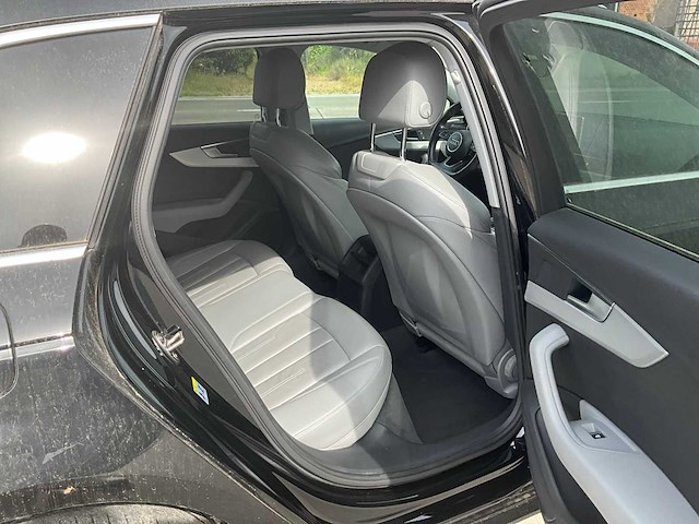 2016 audi a4 avant - afbeelding 31 van  49
