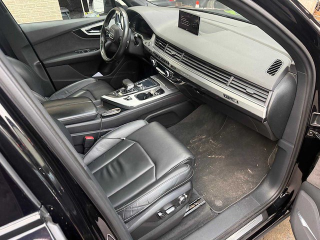 2016 audi q7 e-tron personenauto - afbeelding 15 van  27