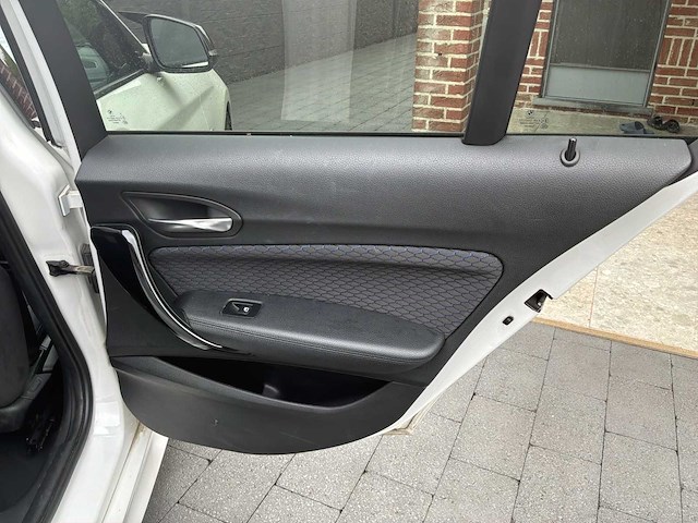 2016 bmw 1 serie 118d personenauto - afbeelding 16 van  28