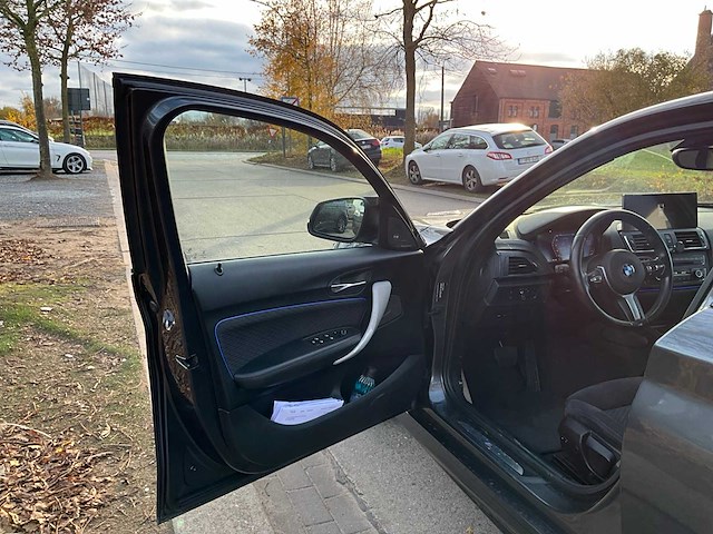 2016 bmw 118i personenauto - afbeelding 18 van  46