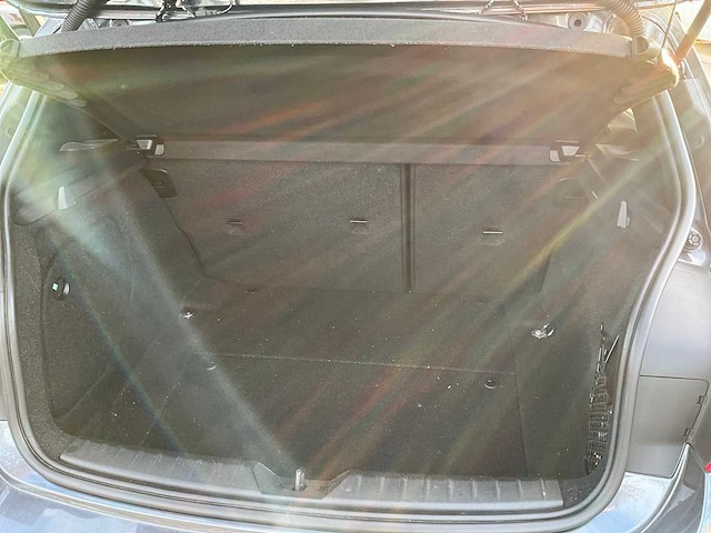 2016 bmw 118i personenauto - afbeelding 38 van  46