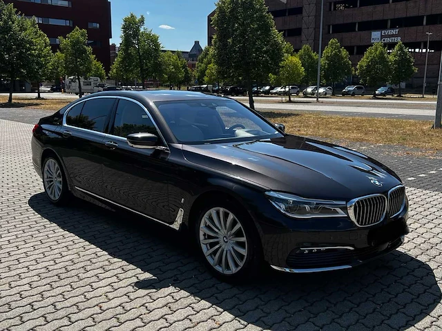 2016 bmw 740e 7l personenauto - afbeelding 20 van  24