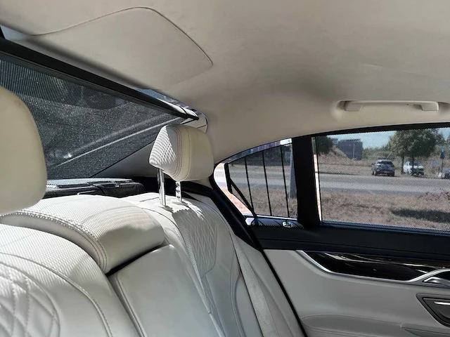 2016 bmw 740e 7l personenauto - afbeelding 16 van  24