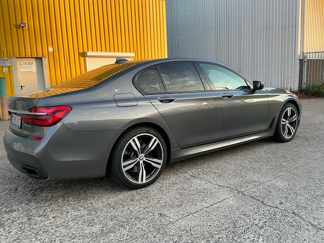 2016 bmw 740e 7l personenauto - afbeelding 40 van  42