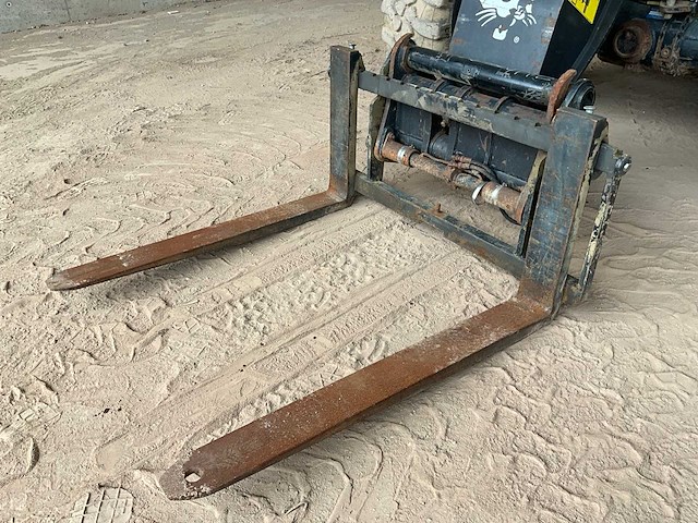 2016 bobcat tl470x telehandler - afbeelding 6 van  31