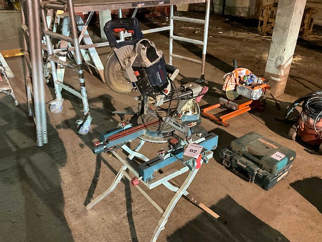 2016 bosch professional gcm8sde radiaalafkortzaagmachine - afbeelding 1 van  5