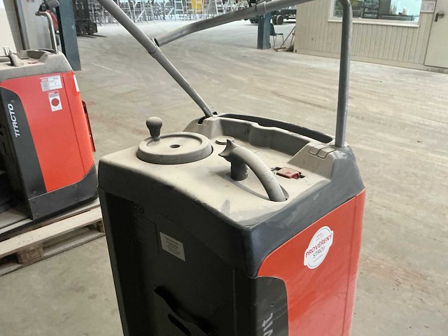 2016 bt movit tse150-708 elektrische trekker voor intern transport - afbeelding 5 van  5