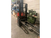 2016 bt staxio swe140l elektrische stapelaar - afbeelding 3 van  6
