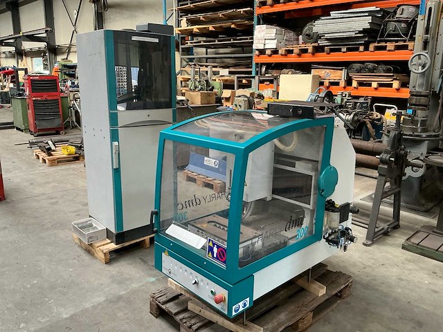 2016 charly dmc 301 cnc freesmachine - afbeelding 1 van  10