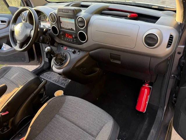 2016 citroën berlingo multispace 1.2 puretech - 110 pk - navi - trekhaak - afbeelding 10 van  33