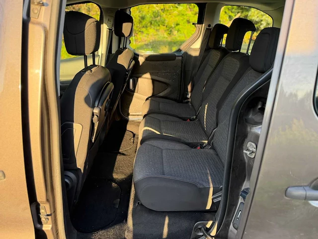 2016 citroën berlingo multispace 1.2 puretech - 110 pk - navi - trekhaak - afbeelding 13 van  34