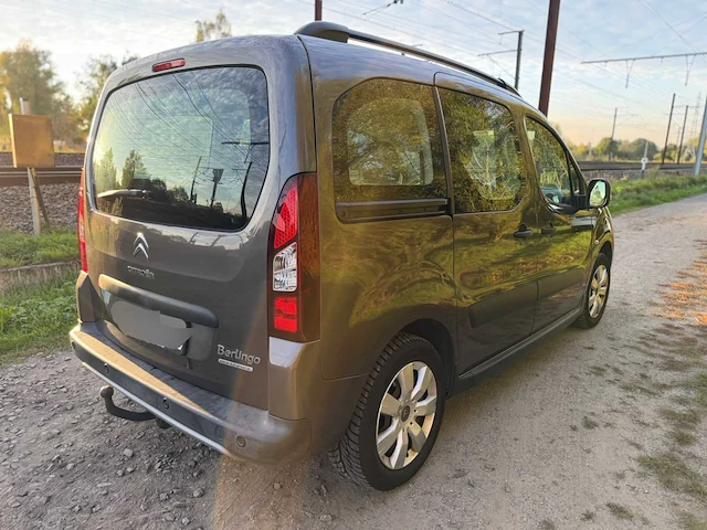2016 citroën berlingo multispace 1.2 puretech - 110 pk - navi - trekhaak - afbeelding 30 van  34
