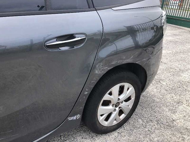 2016 citroën c4 picasso 1.2 puretech auto - afbeelding 8 van  21