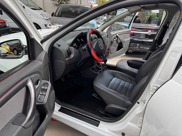 2016 dacia duster 1.2 petrol 54.000km - afbeelding 15 van  31