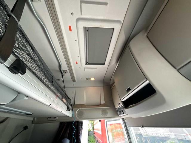 2016 daf xf 460 vrachtwagen - afbeelding 18 van  35