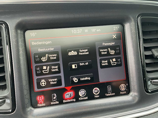 2016 dodge challenger sxt plus 3.6 v6 automaat - keuring 8/2026 - afbeelding 22 van  73