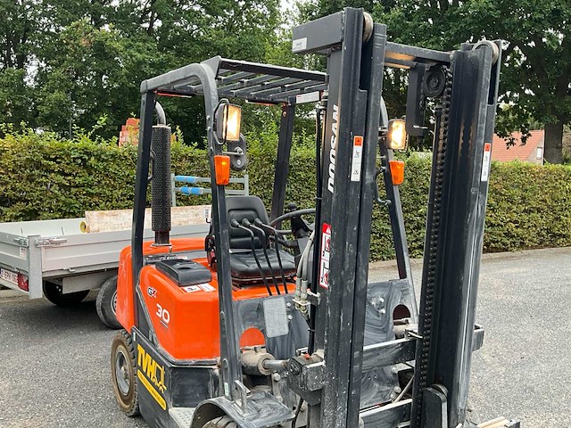 2016 doosan d30g-5 - vorkheftruck - afbeelding 2 van  17