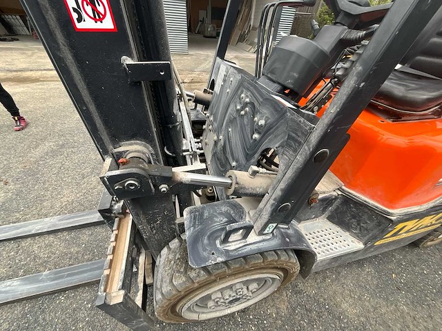 2016 doosan d30g-5 - vorkheftruck - afbeelding 4 van  17